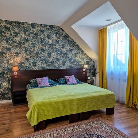 Noclegi Pod Lasem Lublin Exterior foto